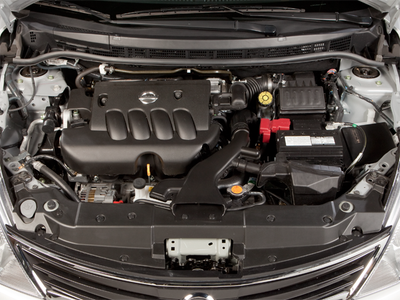 2010 Nissan Versa 1.8 S