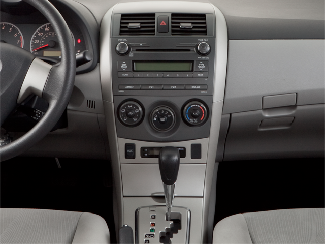 2011 Toyota COROLLA LE