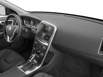 2016 Volvo XC60 T5 Platinum
