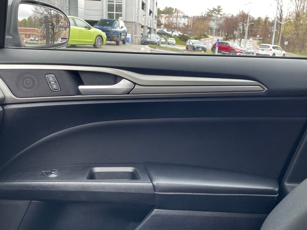 2018 Ford Fusion Hybrid SE