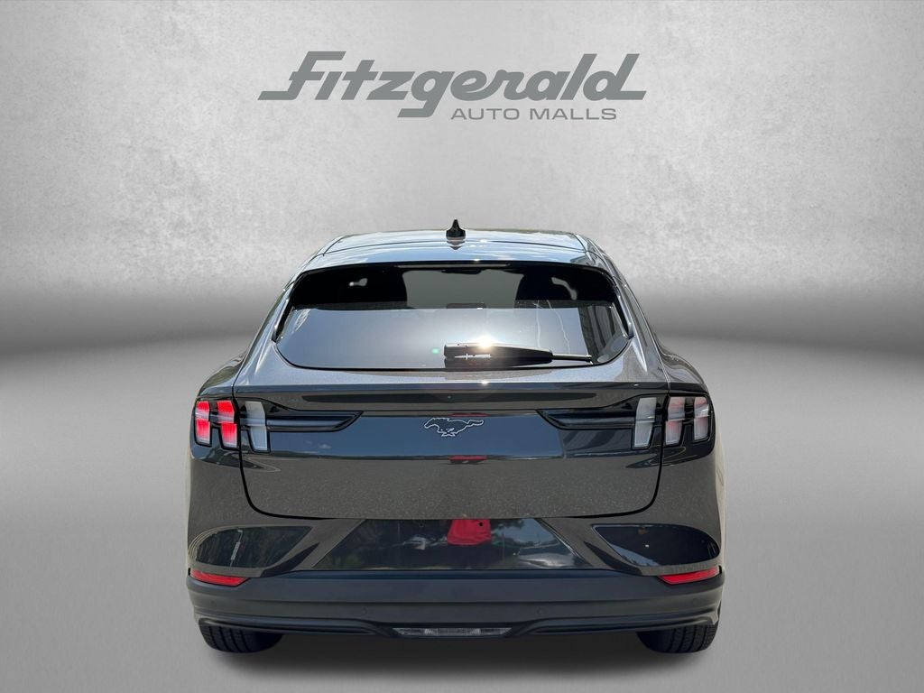 2022 Ford Mustang Mach-E Select