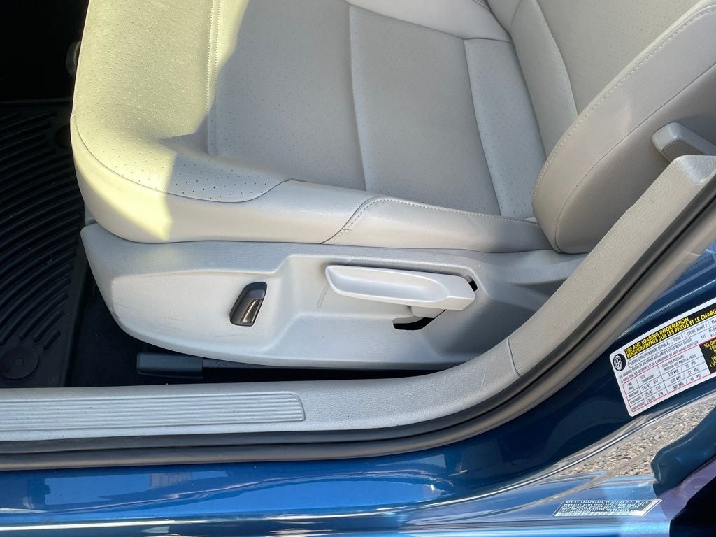 2017 Volkswagen Golf TSI SEL 4-Door