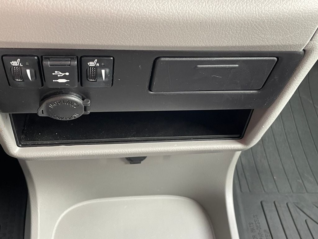 2018 Toyota Sienna XLE 8 Passenger