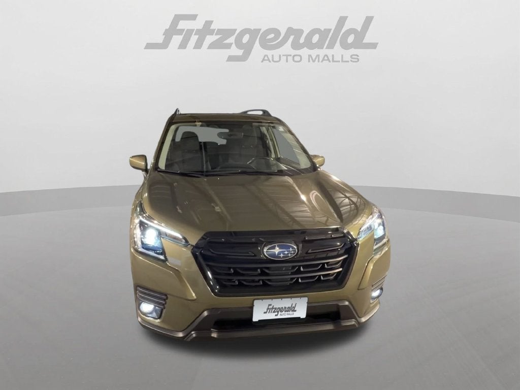 2024 Subaru Forester Premium