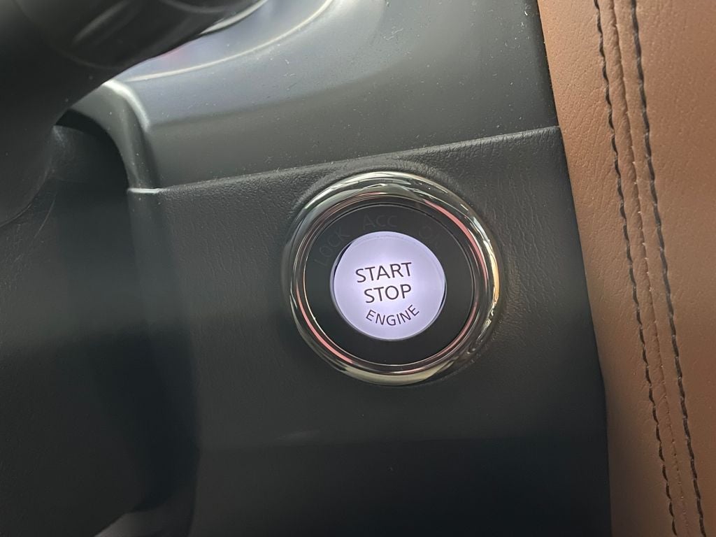 2023 INFINITI QX80 Sensory