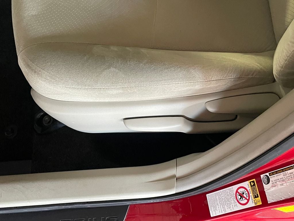 2014 Toyota Prius Two