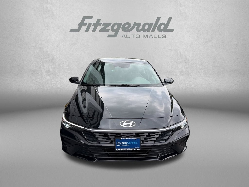 2025 Hyundai Elantra SE