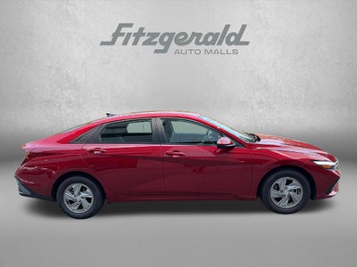 2025 Hyundai Elantra SE