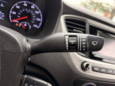 2019 Hyundai Accent SE