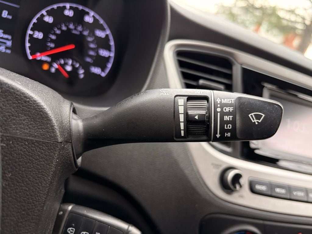 2019 Hyundai Accent SE