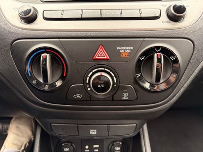 2019 Hyundai Accent SE