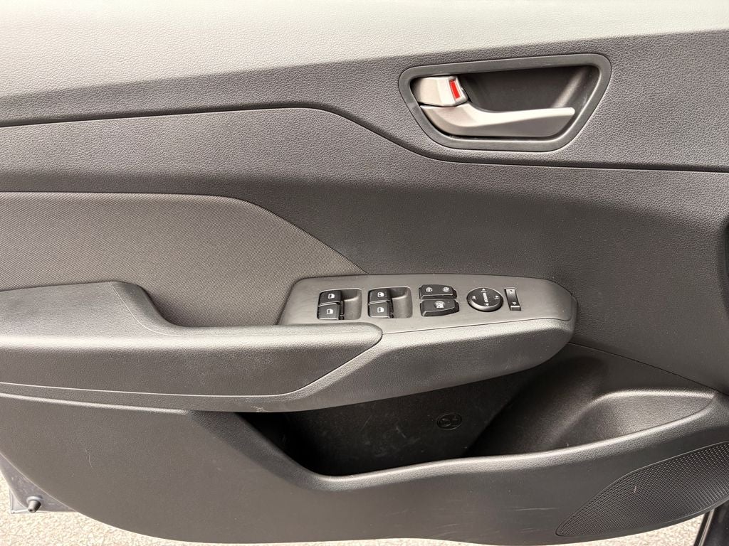 2019 Hyundai Accent SE