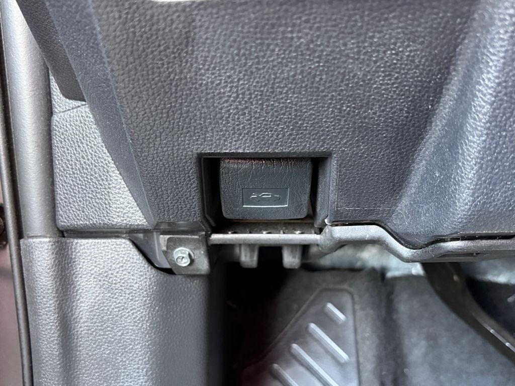 2025 Toyota TACOMA SR5 SR5