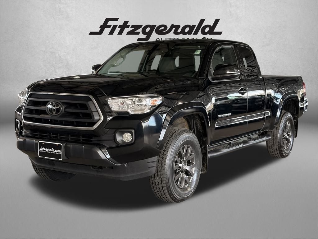 2022 Toyota TACOMA SR5 SR5