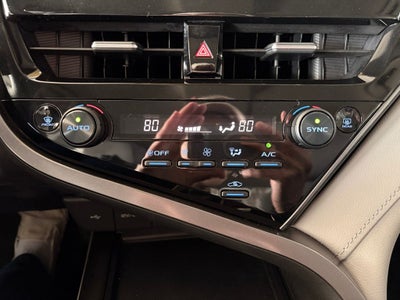 2024 Toyota CAMRY LE