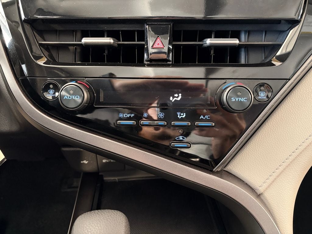 2024 Toyota CAMRY LE