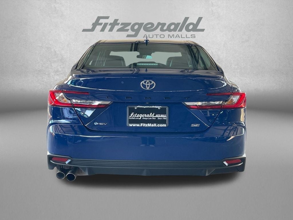 2025 Toyota CAMRY SE