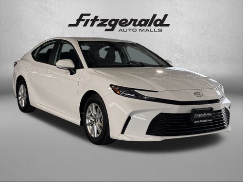2025 Toyota CAMRY LE