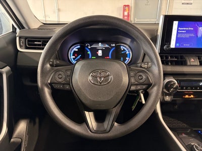 2025 Toyota RAV4 HYBRID LE