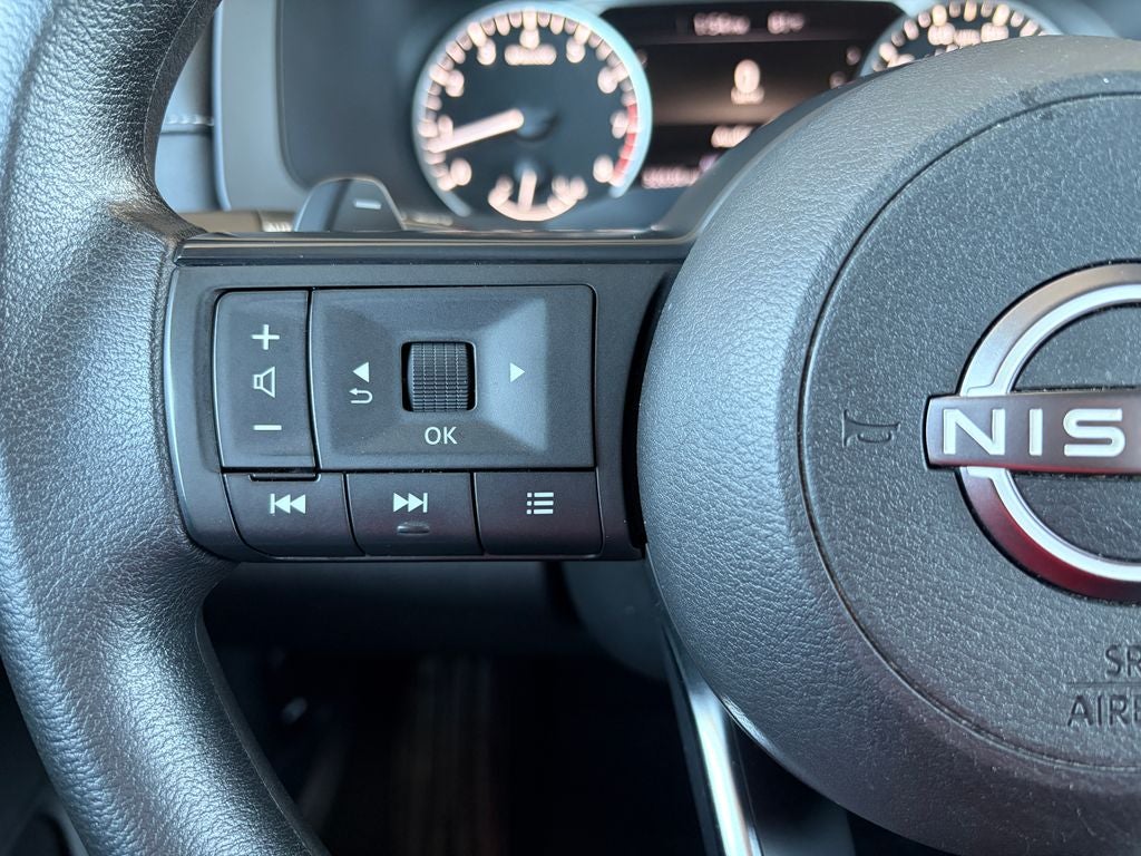 2023 Nissan Pathfinder S