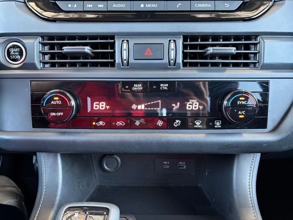 2023 Nissan Pathfinder S