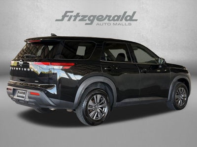 2023 Nissan Pathfinder S