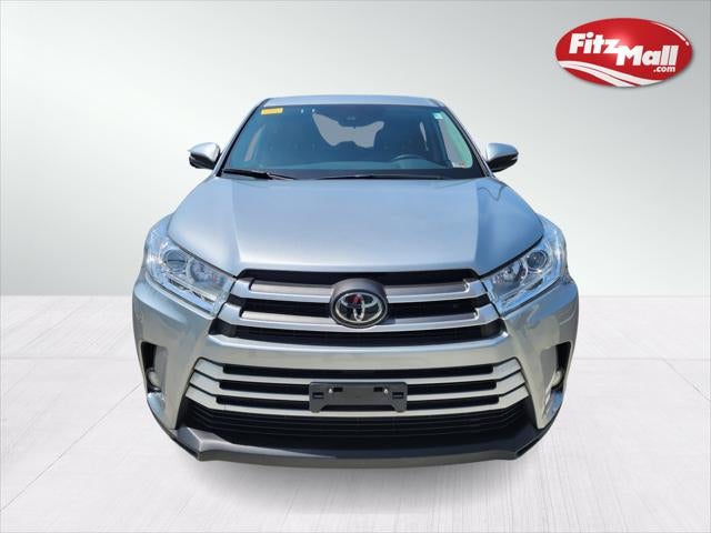 2019 Toyota HIGHLANDER LE Plus