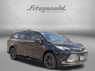 2026 Toyota SIENNA XLE AWD Woodland Edition 7 Passenger