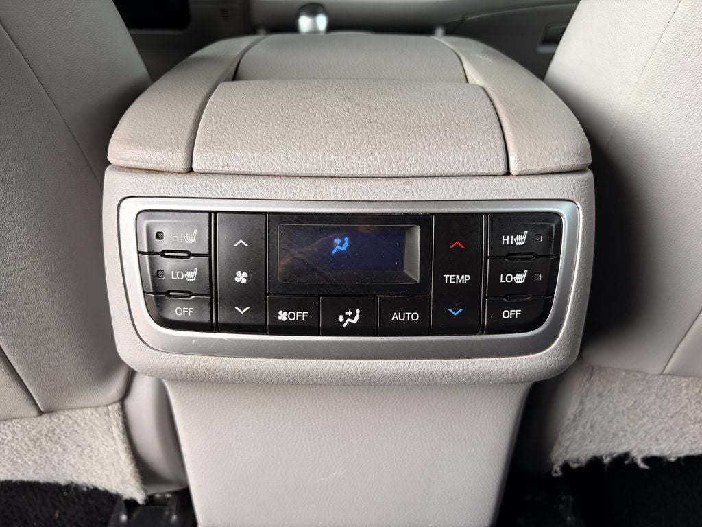 2016 Toyota Highlander Limited Platinum V6