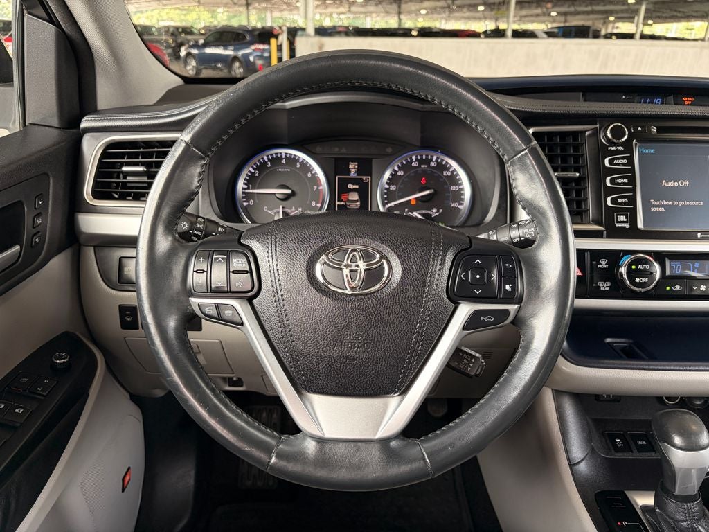 2016 Toyota Highlander Limited Platinum V6