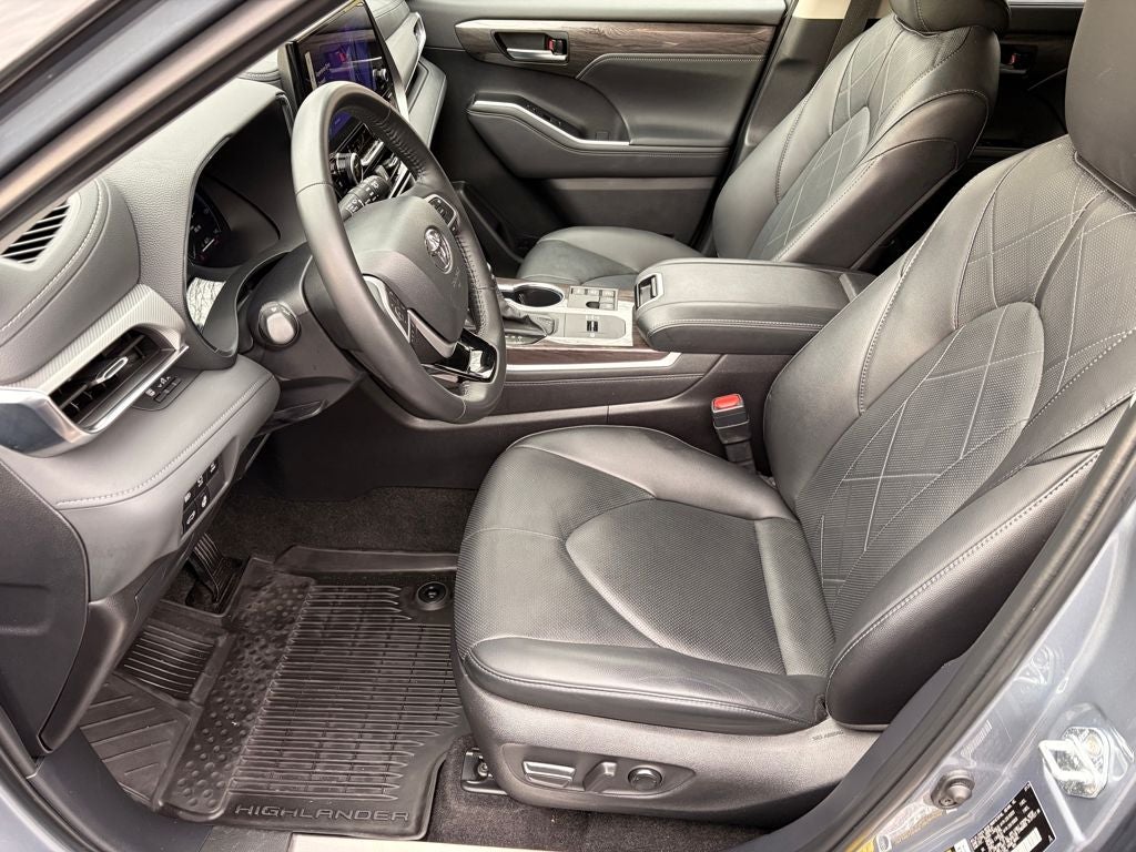 2024 Toyota HIGHLANDER HEV Platinum