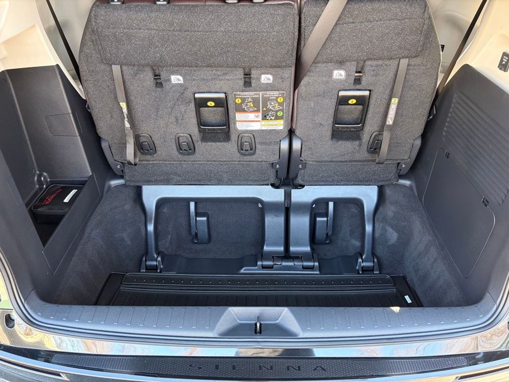 2024 Toyota SIENNA PLT AWD Platinum 7 Passenger