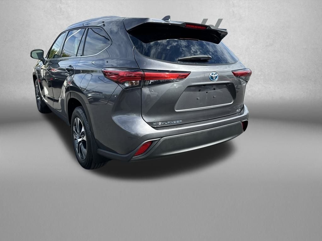 2022 Toyota HIGHLANDER HYBRD XLE