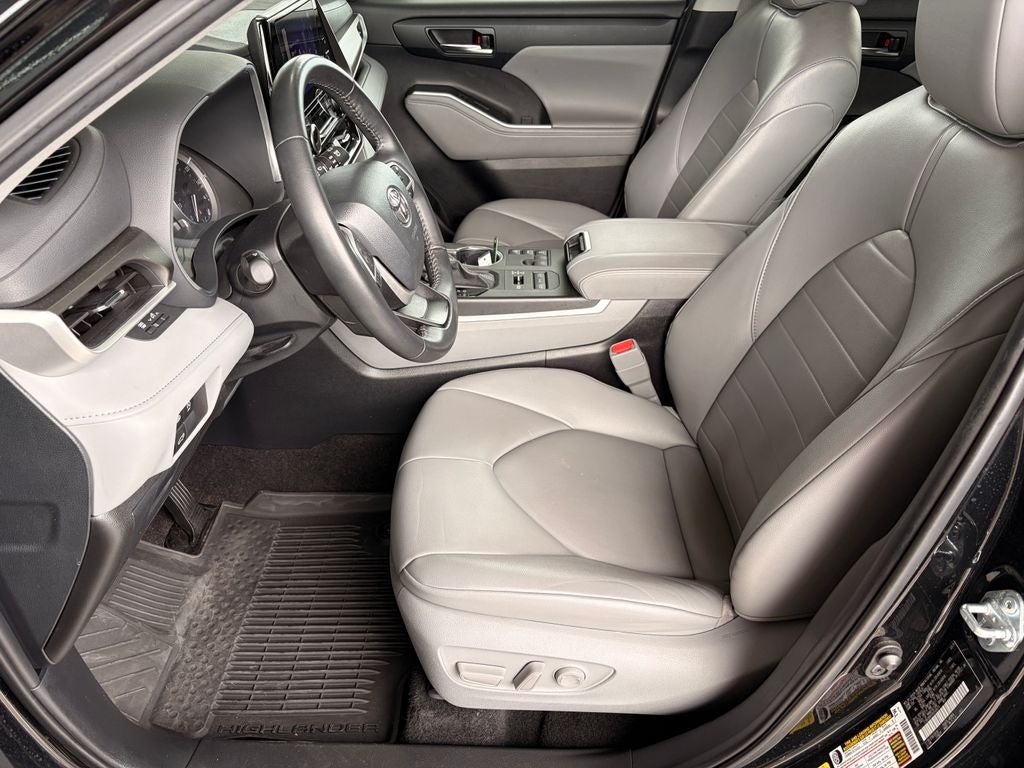 2024 Toyota Highlander XLE