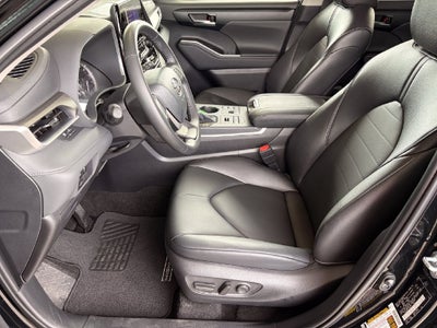 2026 Toyota Highlander XLE