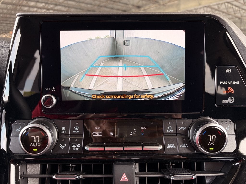 2026 Toyota Highlander XLE