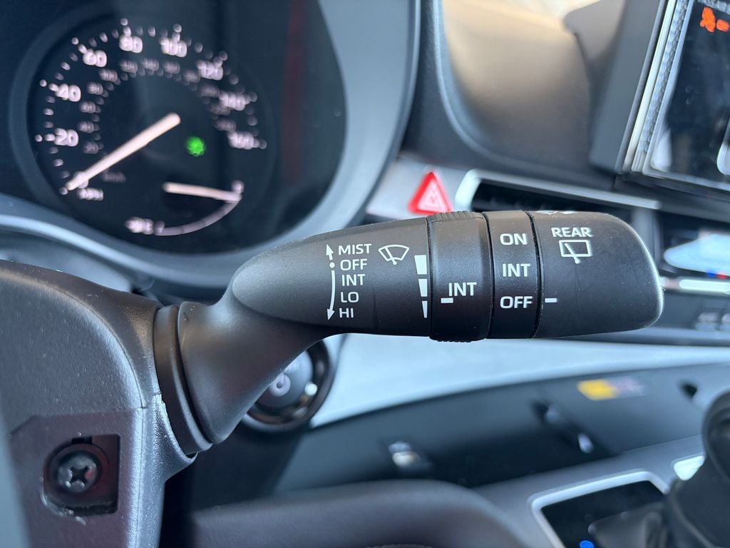 2025 Toyota Sienna LE 8 Passenger