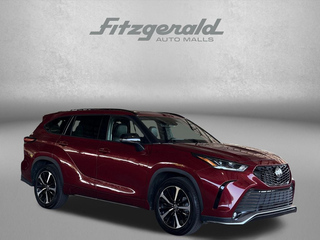 2022 Toyota Highlander XSE
