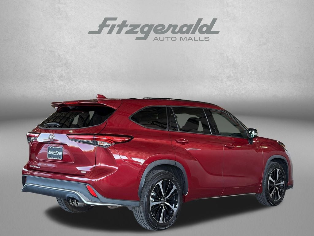2022 Toyota Highlander XSE