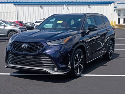2022 Toyota Highlander XSE