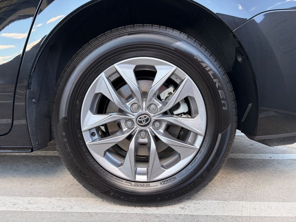 2026 Toyota Sienna XLE 8 Passenger