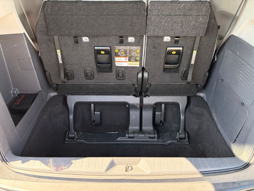 2023 Toyota Sienna XLE 7 Passenger