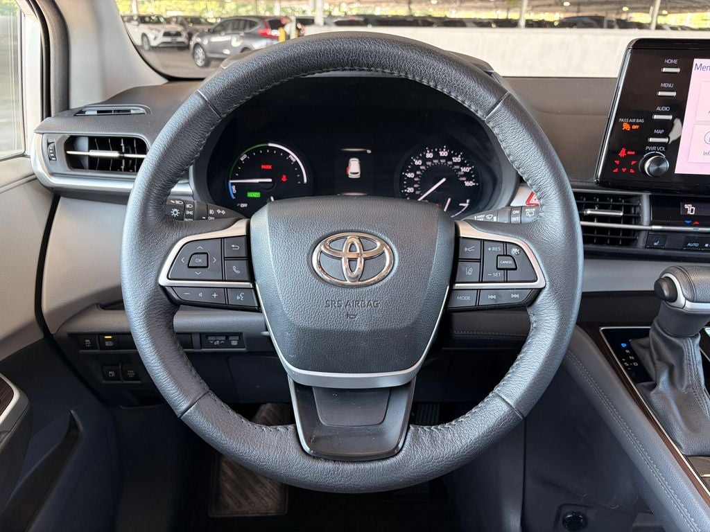 2023 Toyota Sienna XLE 7 Passenger