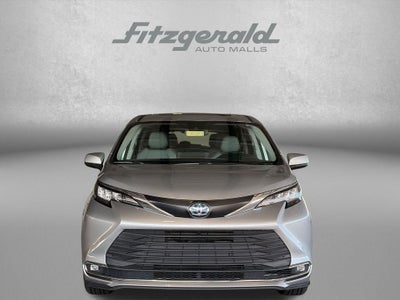 2023 Toyota Sienna XLE 7 Passenger