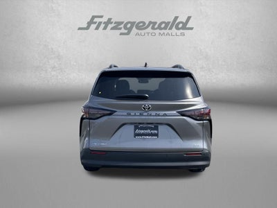 2026 Toyota Sienna XLE 7 Passenger