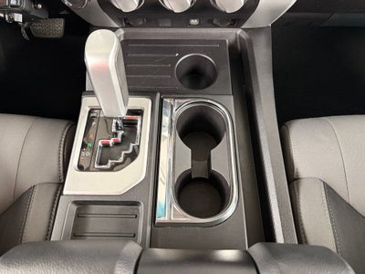 2015 Toyota TUNDRA 4X4 SR5 CrewMax