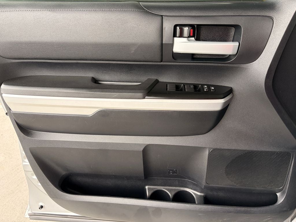 2015 Toyota TUNDRA 4X4 SR5 CrewMax