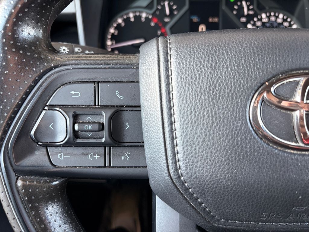 2025 Toyota TUNDRA 4X4 SR