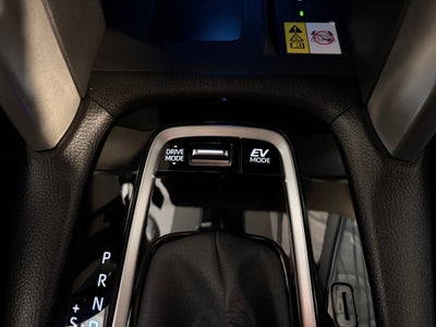 2023 Toyota Corolla Cross Hybrid XSE