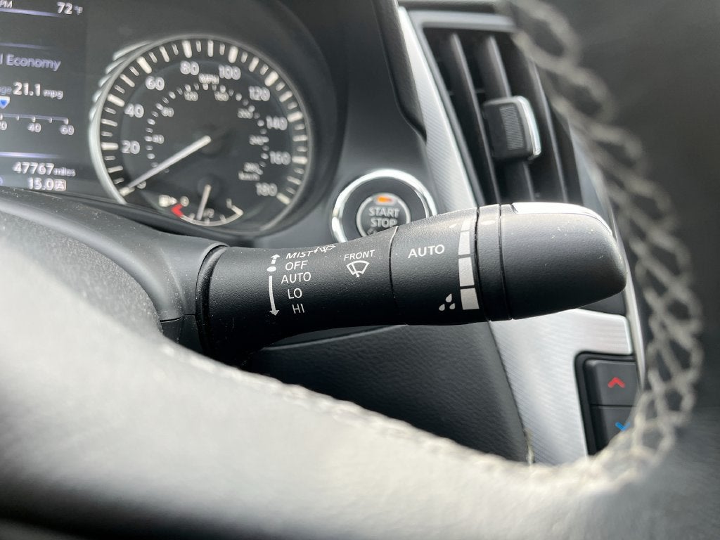 2022 INFINITI Q50 LUXE